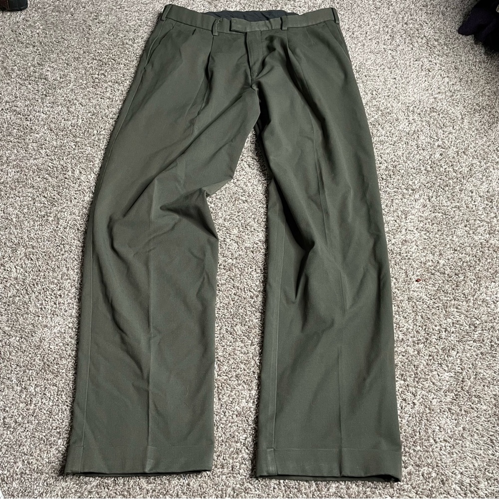 Vtg Dockers Pants Mens 34x32 Olive Green Pleated Trousers Cuffed Baggy Old Money
